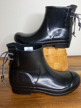 Sperry Top-Sider  Black Glossy Rain Ankle Boots, Size 9